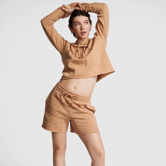 PINK Victoria's Secret Tan LOVE PINK everyday Sweatshirt Size Large L - Picture 10 of 10